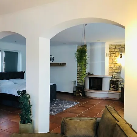 Da Toni Giuliano Apartament *
